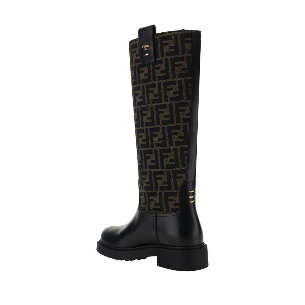 Fendi Boots – EU37/US7 par Fendi | Disponible sur Sandy Store ByNet