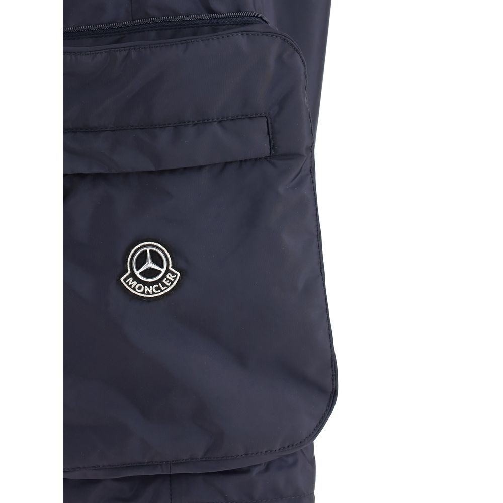 Moncler x Mercedes Benz by Nigo Shorts Moncler x Mercedes Benz by Nico Cargo Shorts - Sandy Store ByNet