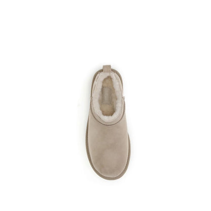 UGG Classic micro Ankle Boots – EU40/US10 par UGG | Disponible sur Sandy Store ByNet