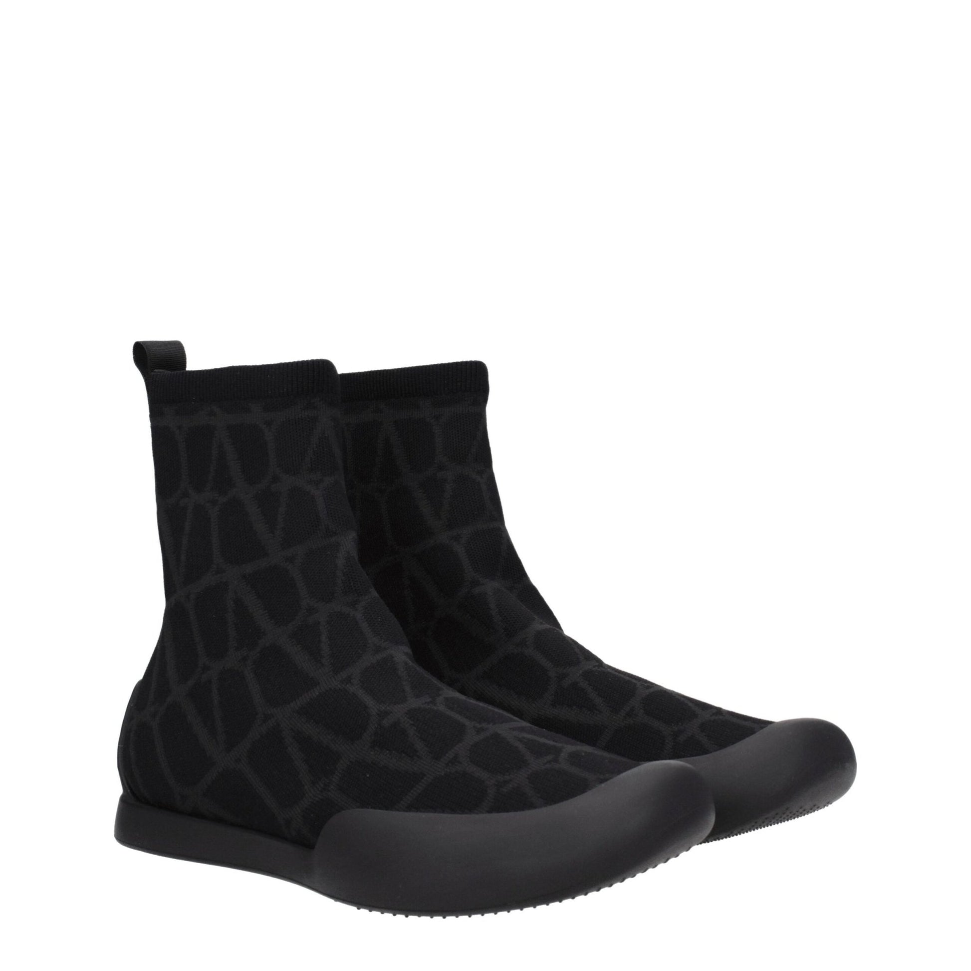 Valentino Garavani Black Fabric High Tops – EU39.5/US6.5 par Valentino Garavani | Disponible sur Sandy Store ByNet