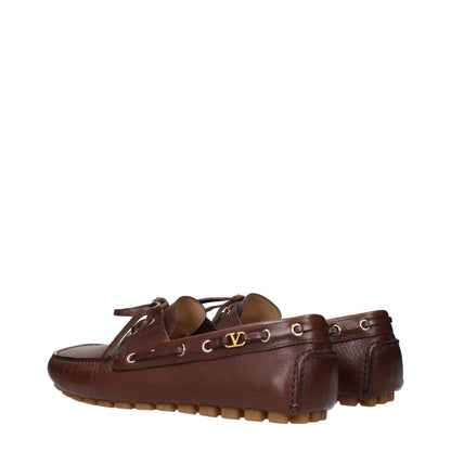 Valentino Garavani Brown Leather Slip - On Loafers – EU40/US7 par Valentino Garavani | Disponible sur Sandy Store ByNet