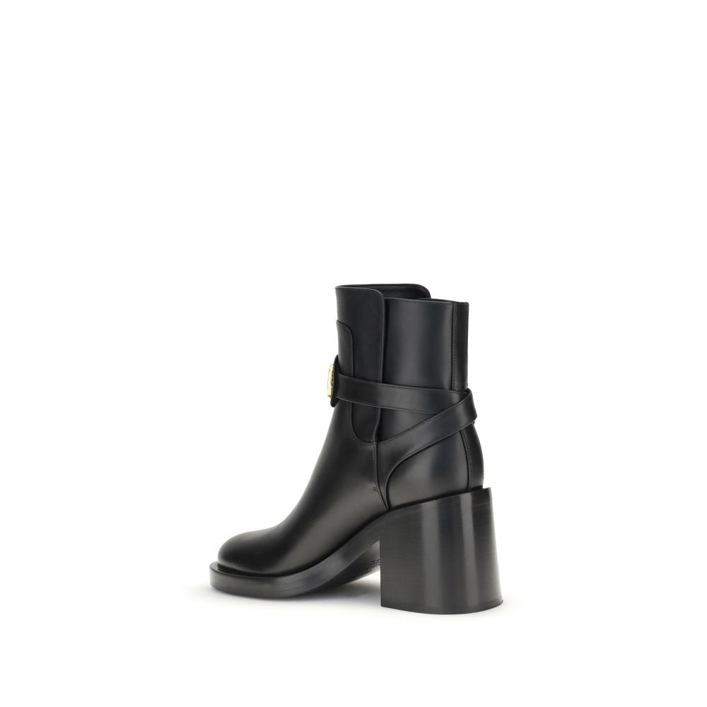 Valentino Garavani VLogo Ankle Boots – EU36/US6 par Valentino Garavani | Disponible sur Sandy Store ByNet