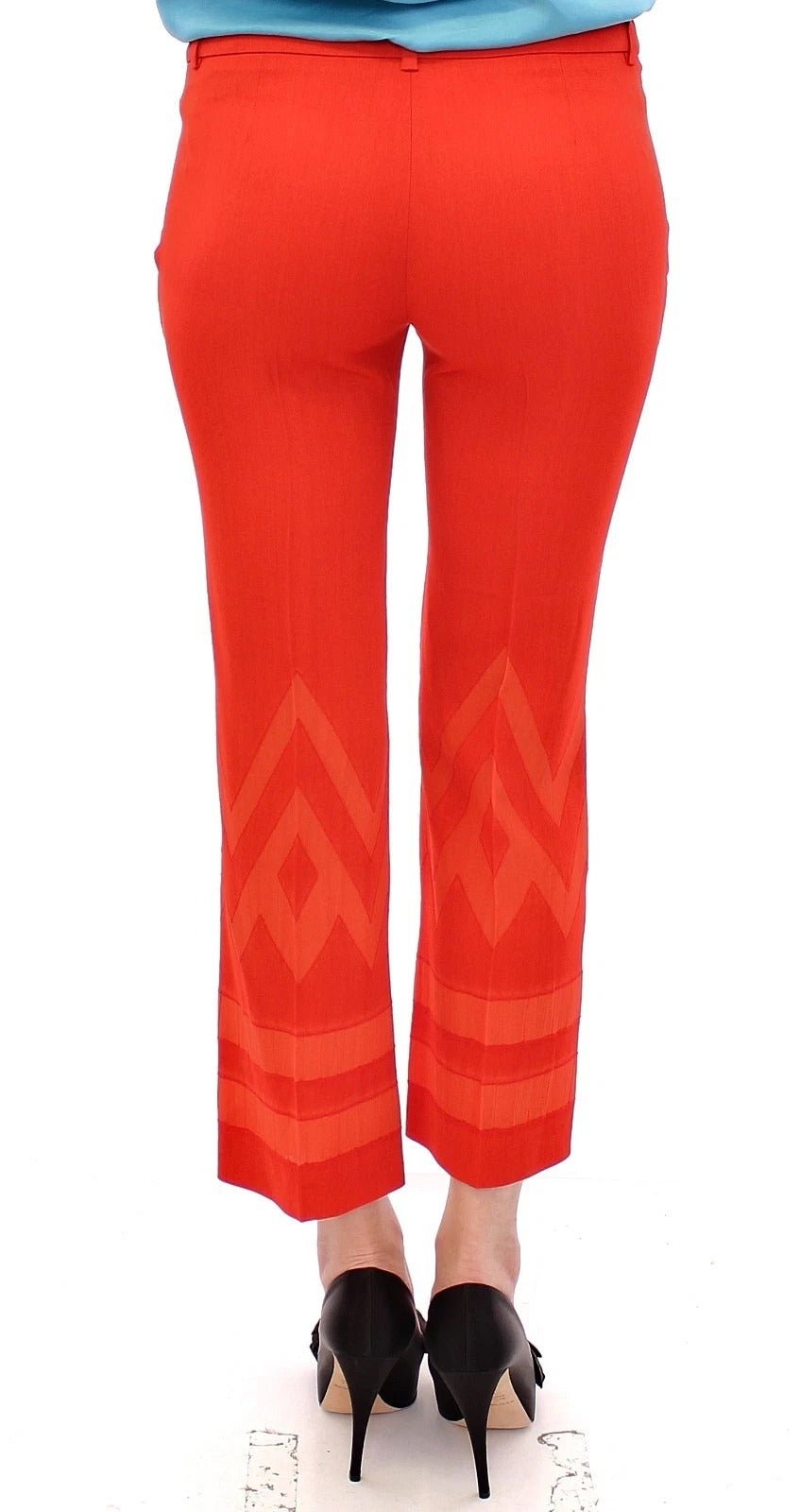 Versace Collection Red Pants Cropped 3/4 Short Nude Capri Pants – IT40|S par Versace Collection | Disponible sur Sandy Store ByNet